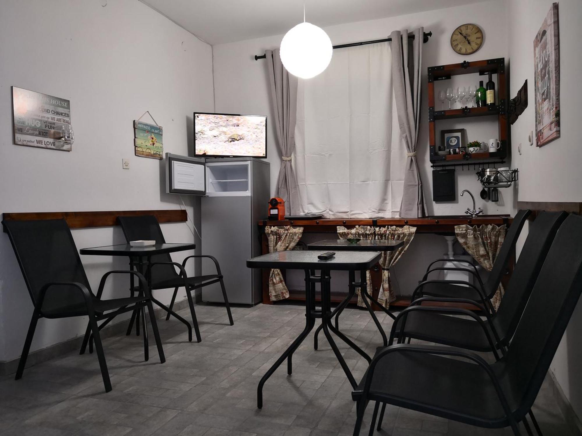 Zemunella Guest House تْشيرسيك نوفي المظهر الخارجي الصورة