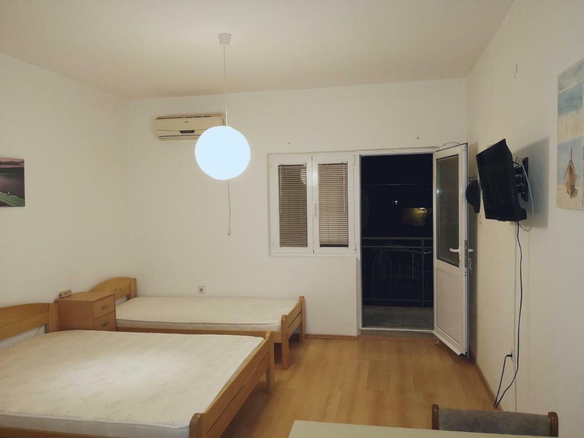 Zemunella Guest House تْشيرسيك نوفي المظهر الخارجي الصورة