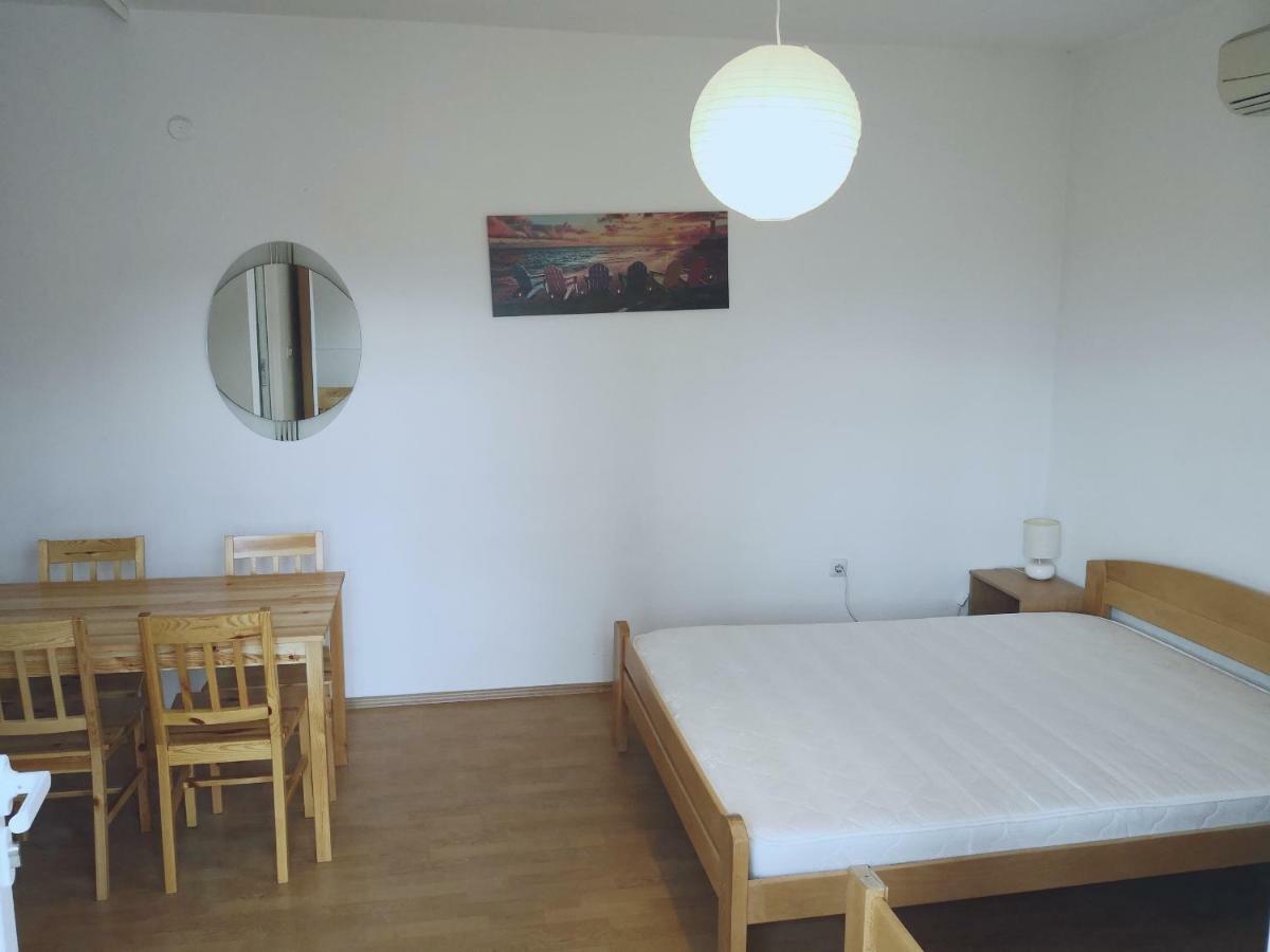 Zemunella Guest House تْشيرسيك نوفي المظهر الخارجي الصورة