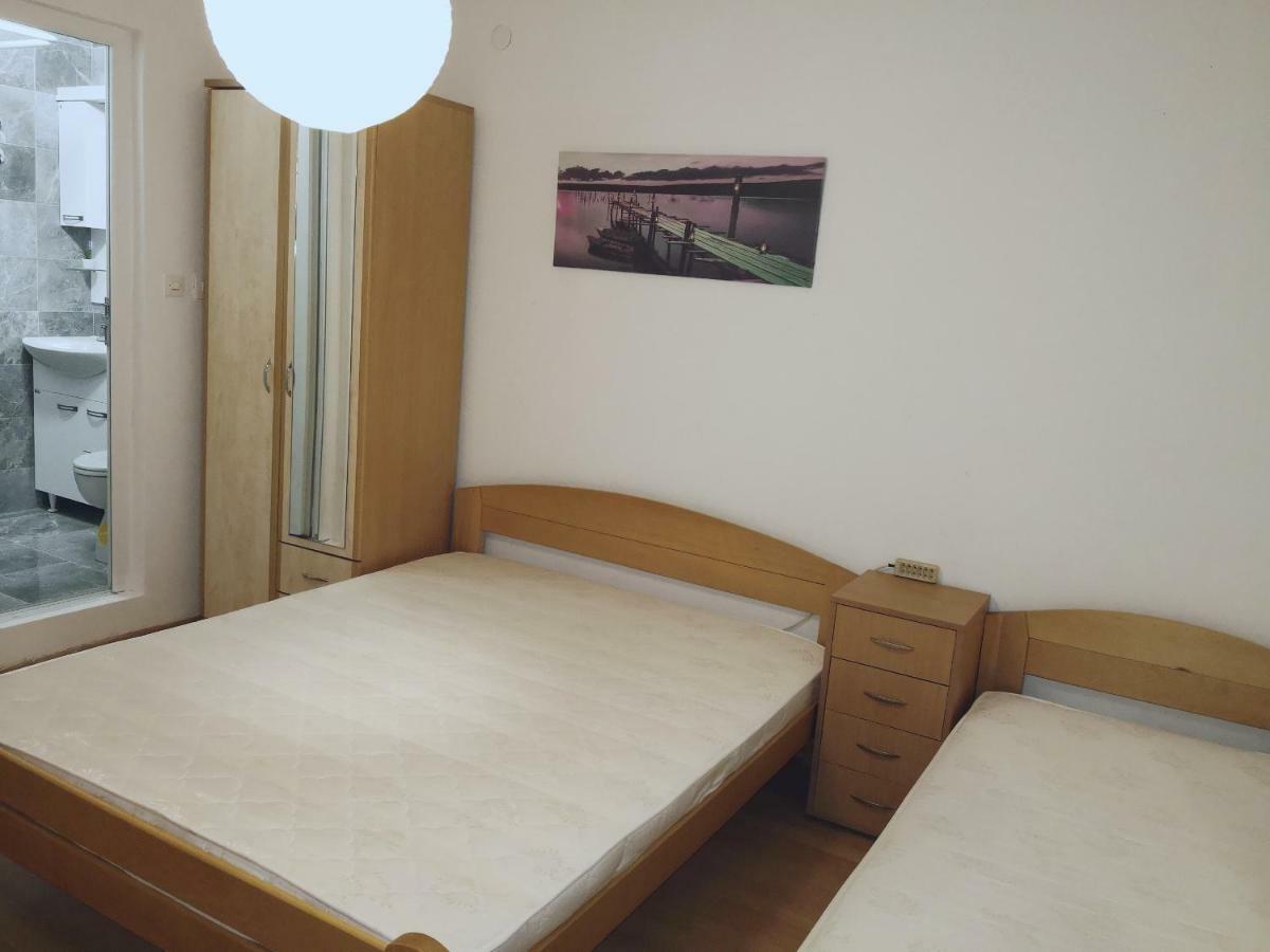 Zemunella Guest House تْشيرسيك نوفي المظهر الخارجي الصورة