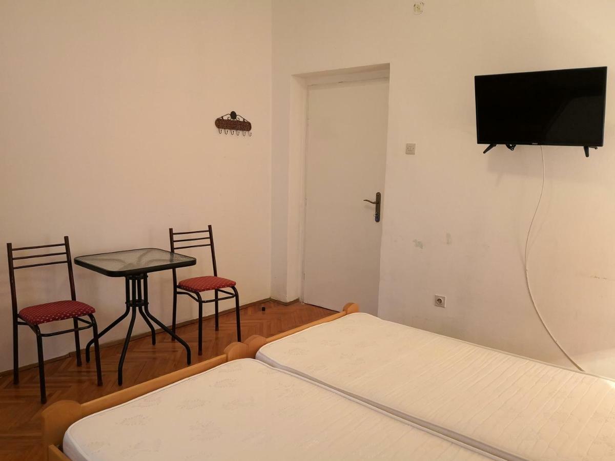 Zemunella Guest House تْشيرسيك نوفي المظهر الخارجي الصورة
