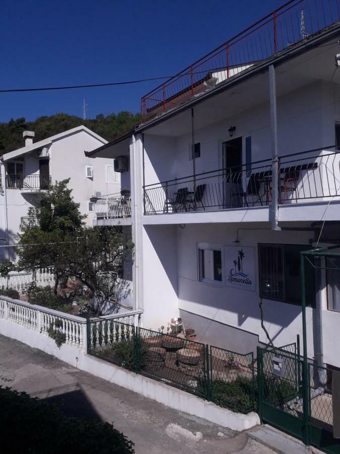 Zemunella Guest House تْشيرسيك نوفي المظهر الخارجي الصورة